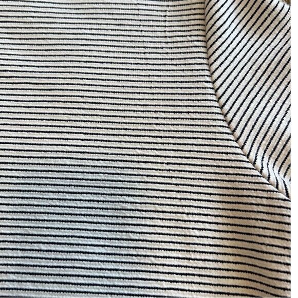 Zara W/B Collection Striped Dress or Tunic. Textured. Size Med. Good Condition! - Picture 6 of 8